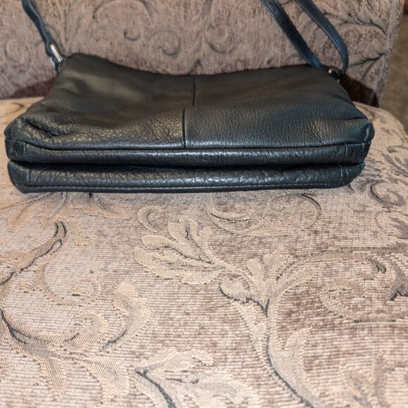 Margot Black Crossbody - Picture 4 of 10